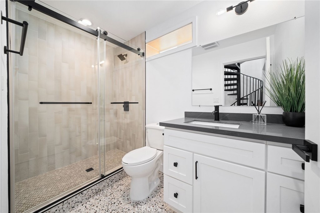 MLS #CV26013539 image #11