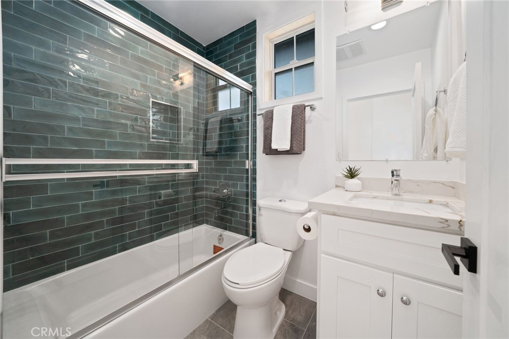 MLS #CV26013539 image #14