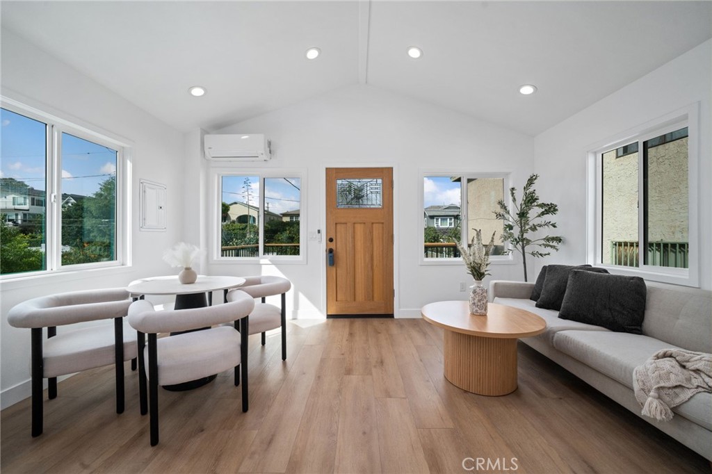 MLS #CV26013539 image #5