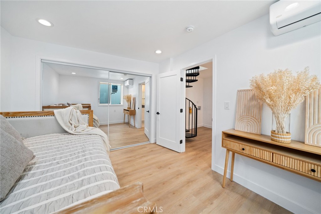 MLS #CV26013539 image #7