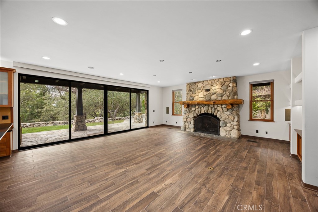 MLS #CV26018908 image #13