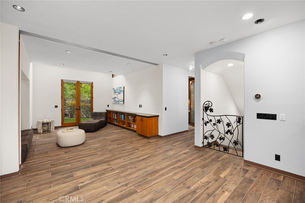 MLS #CV26018908 image #20