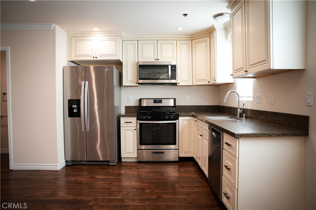 MLS #CV26046190 image #16