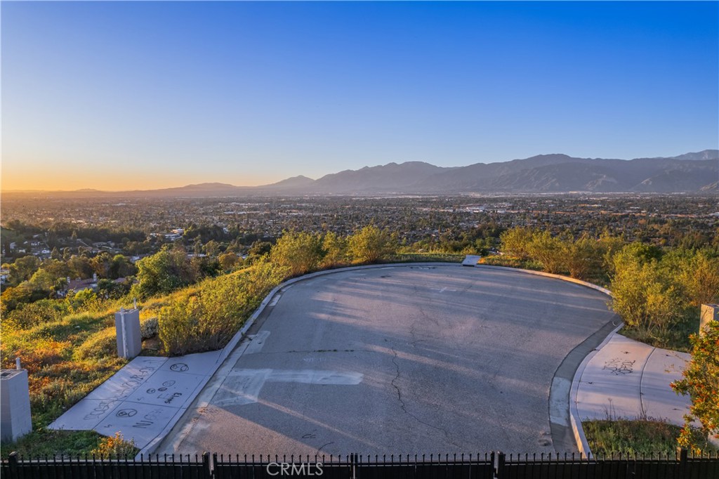 MLS #CV26048528 image #12