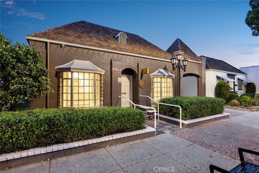 MLS #CV26053314 image #3