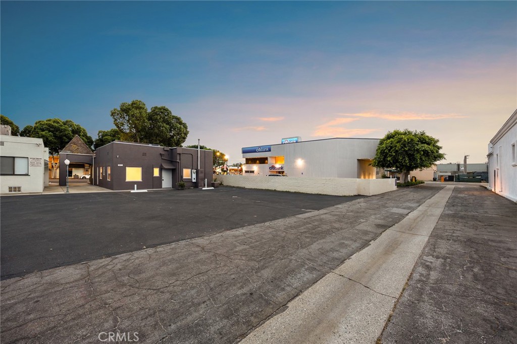 MLS #CV26053314 image #9