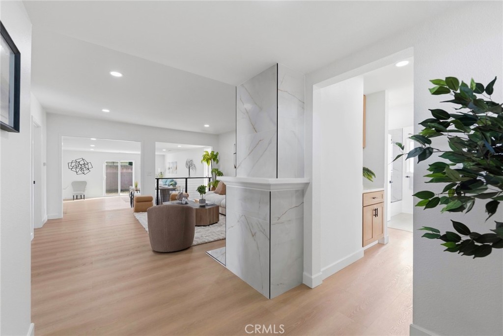 MLS #CV26054591 image #1