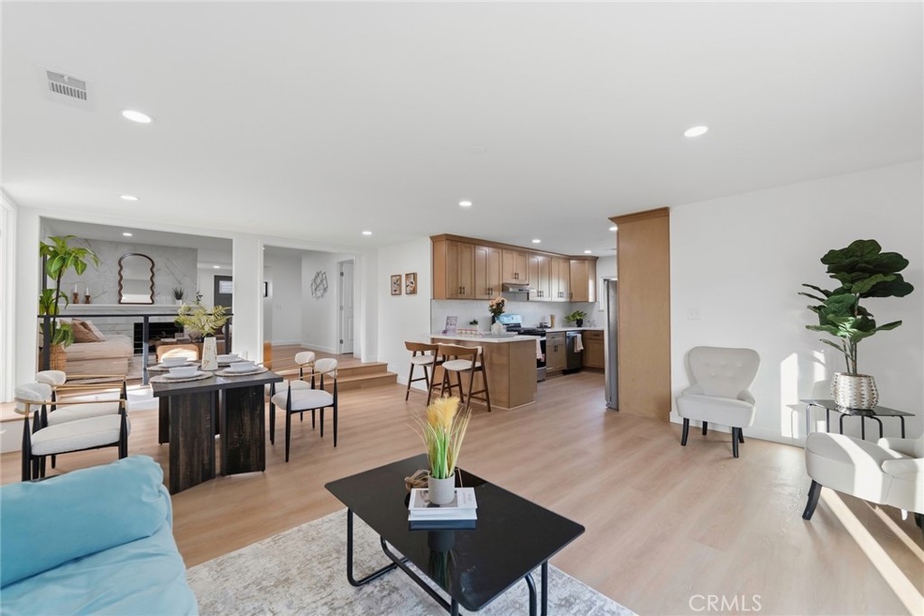 MLS #CV26054591 image #11