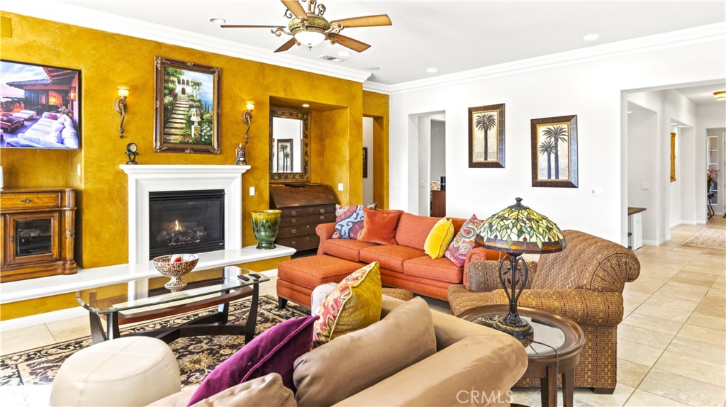 MLS #CV26054882 image #16