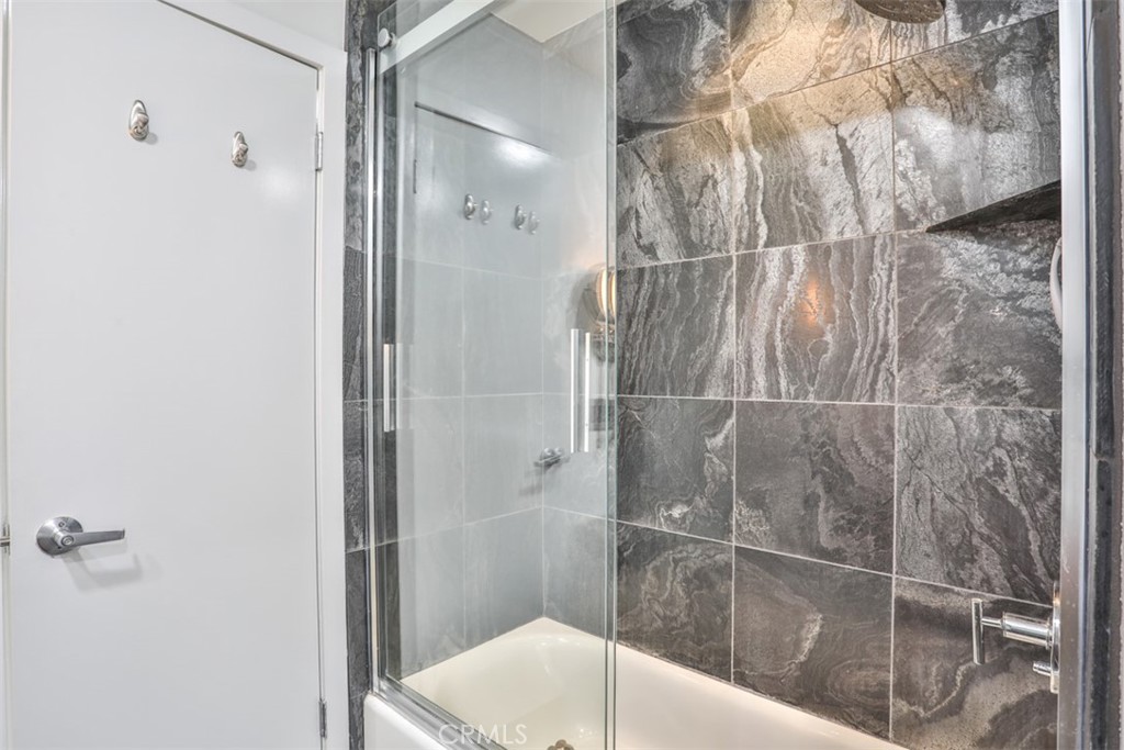 MLS #CV26055718 image #24