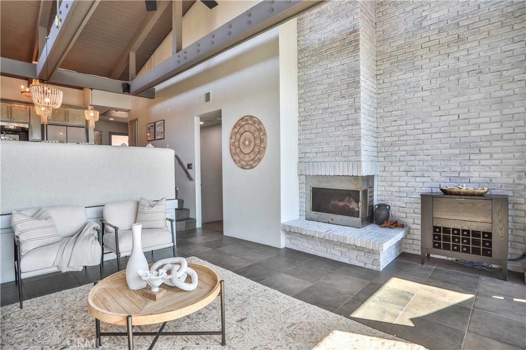 MLS #CV26055718 image #3