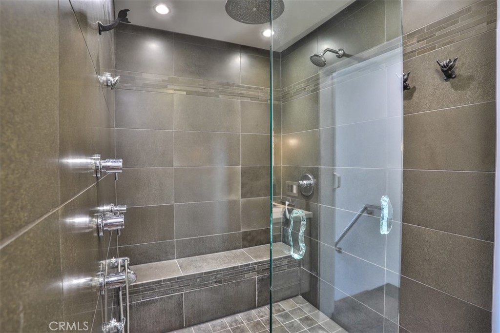 MLS #CV26055718 image #35