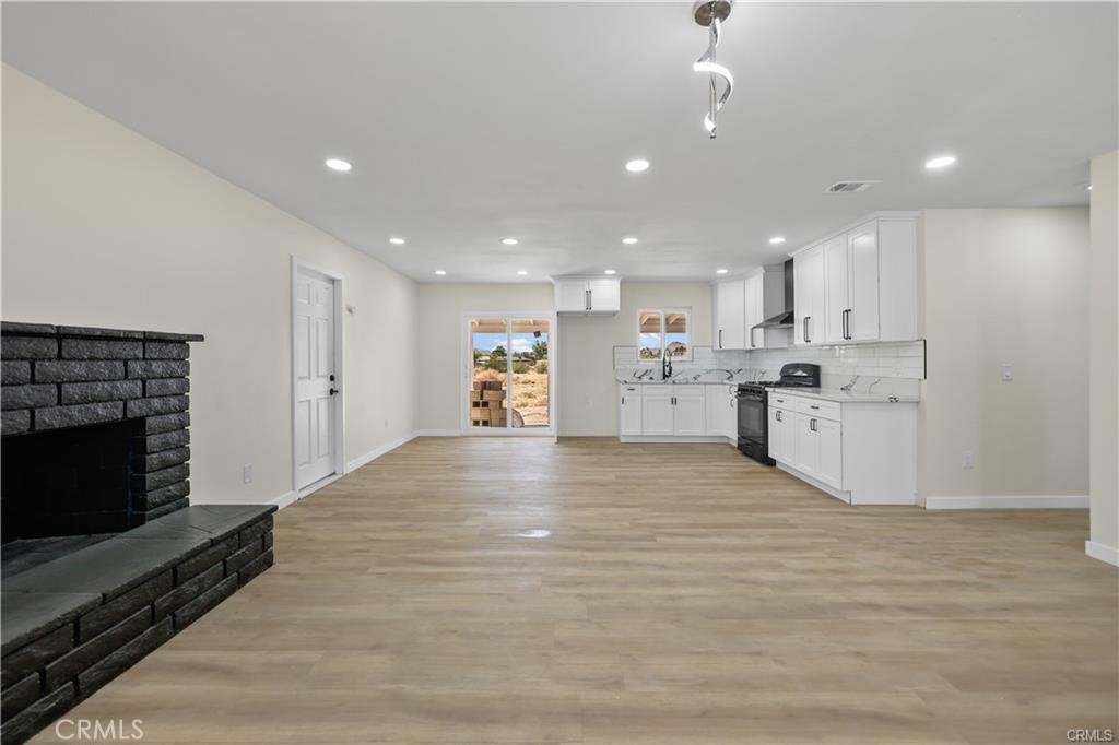 MLS #CV26056866 image #7