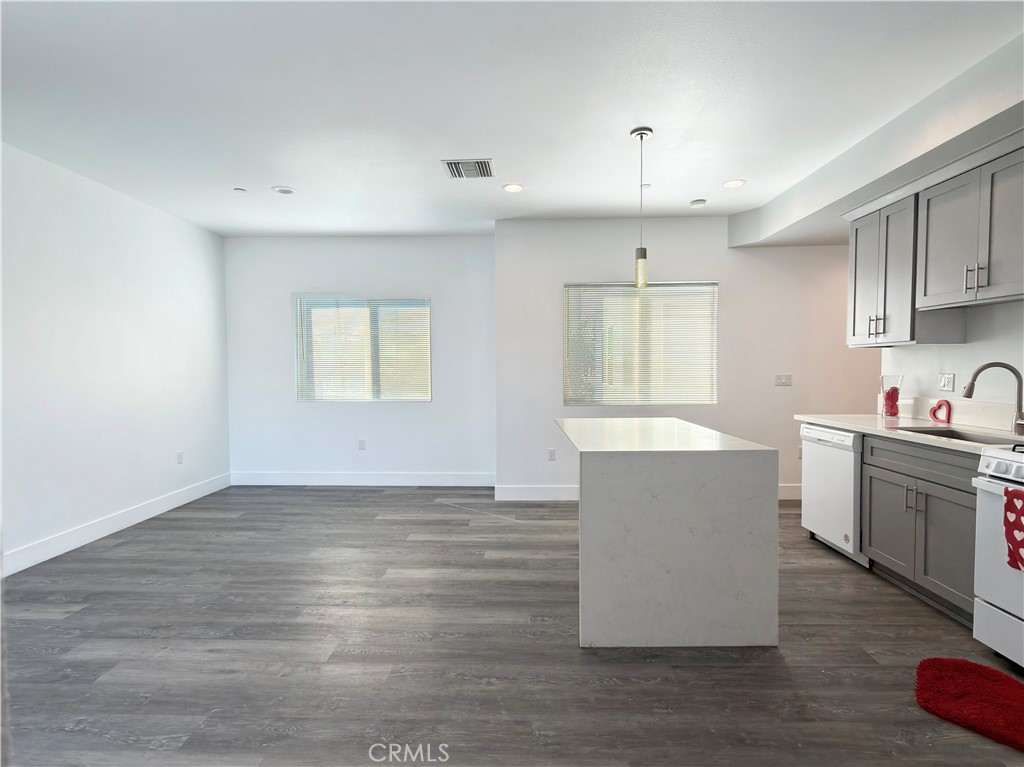 MLS #CV26059927 image #2