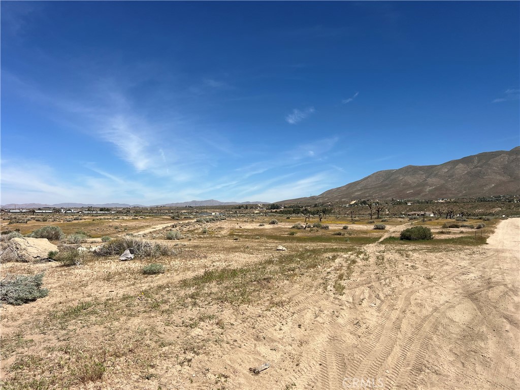 MLS #CV26064197 image #4