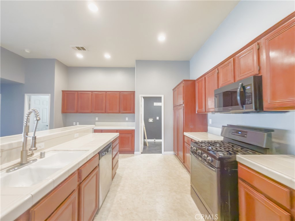 MLS #CV26066184 image #7