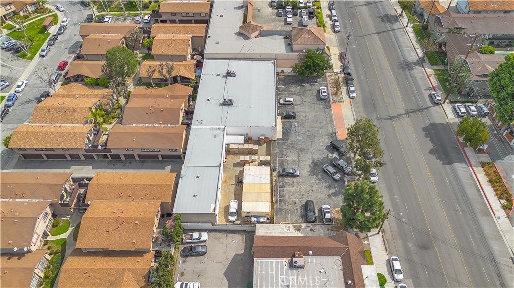 MLS #DW26051586 image #5