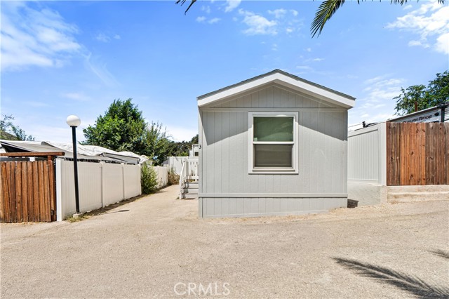 MLS #DW26163032 image #0