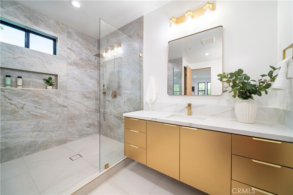 MLS #GD26043979 image #32