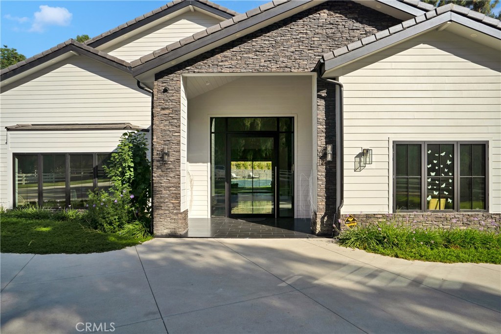 MLS #GD26057307 image #2