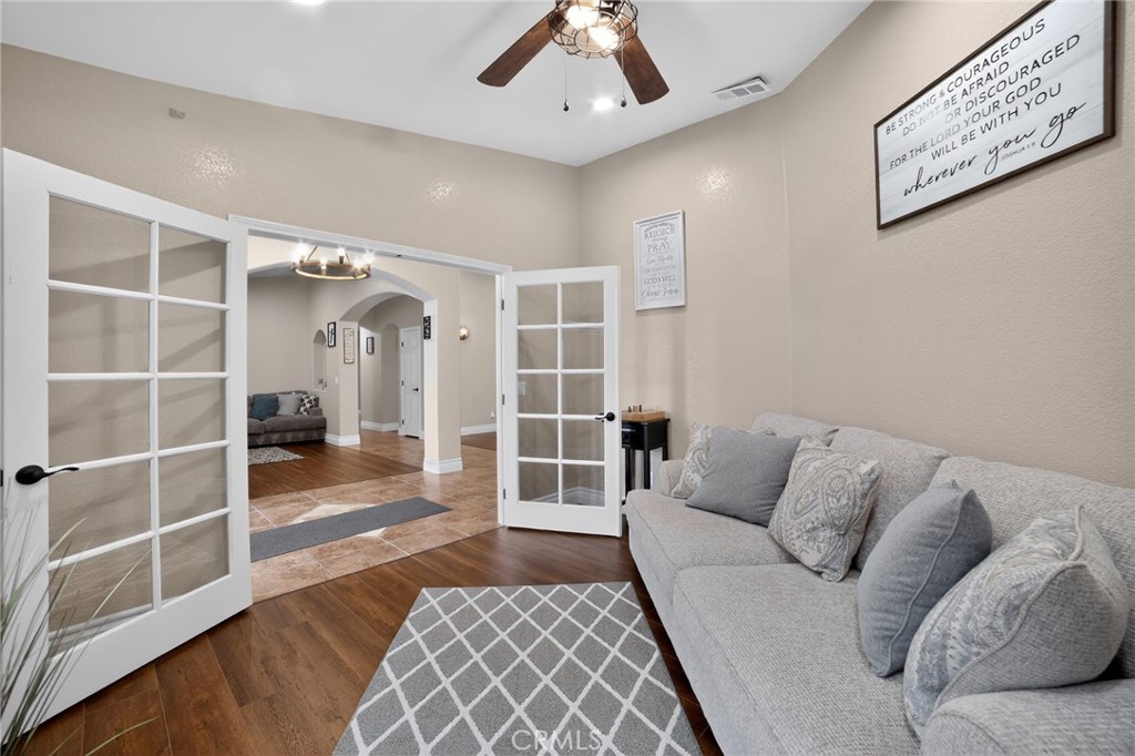 MLS #GD26064990 image #17