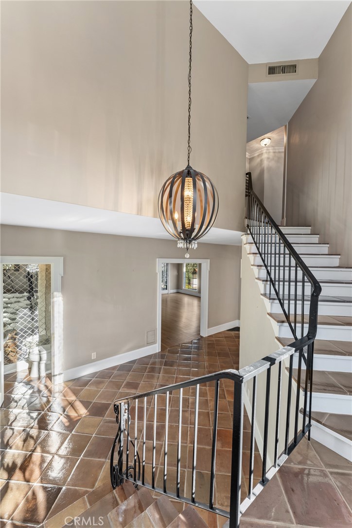 MLS #IG25257622 image #16