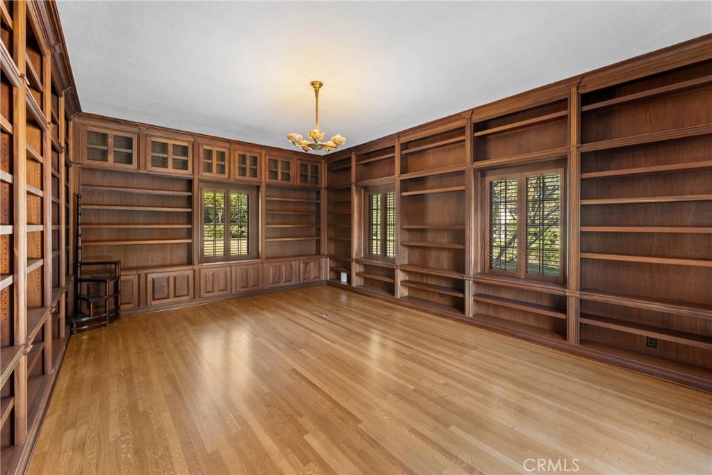 MLS #IG25257622 image #9