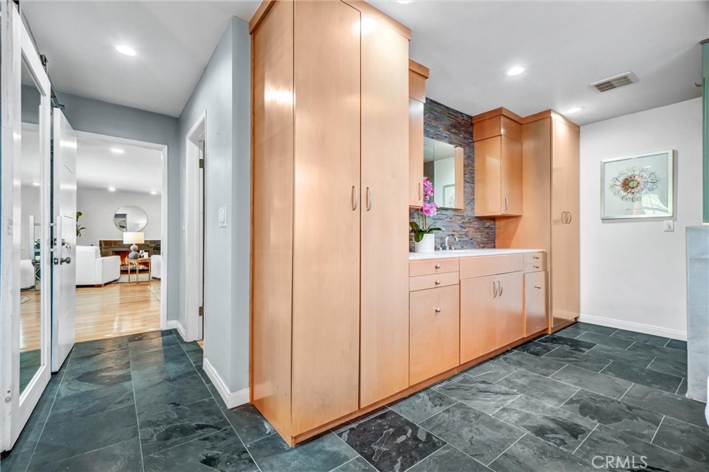 MLS #IG25258279 image #51