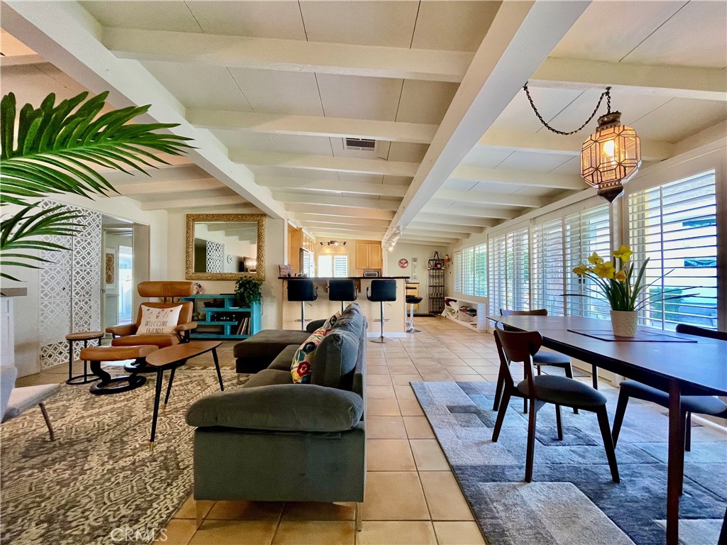 MLS #IG25266767 image #1