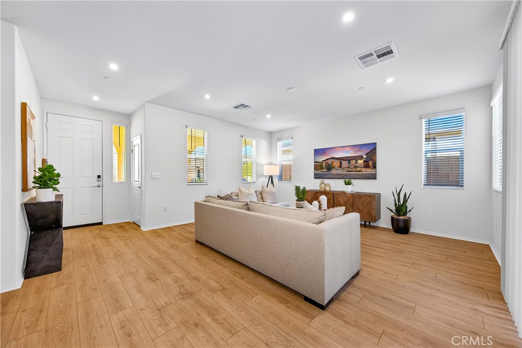 MLS #IG26055995 image #6