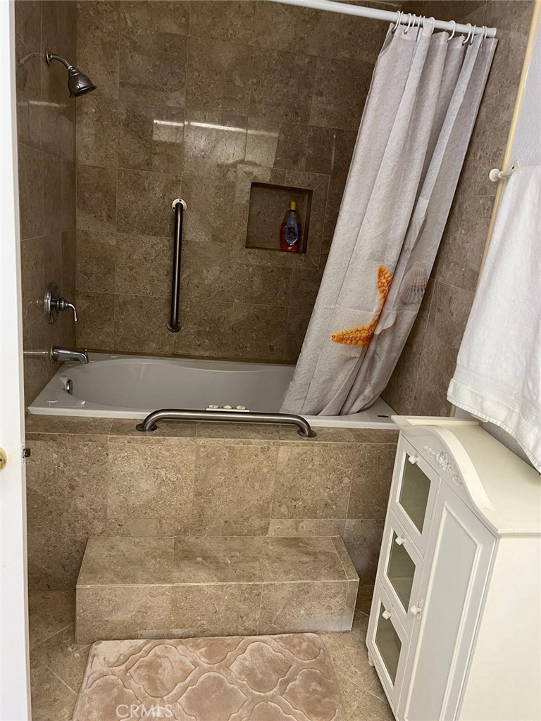 MLS #IV23209425 image #17