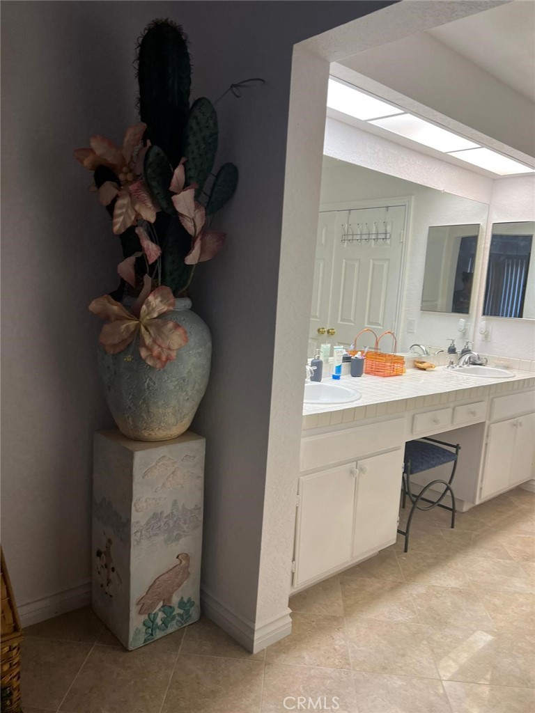 MLS #IV23209425 image #46