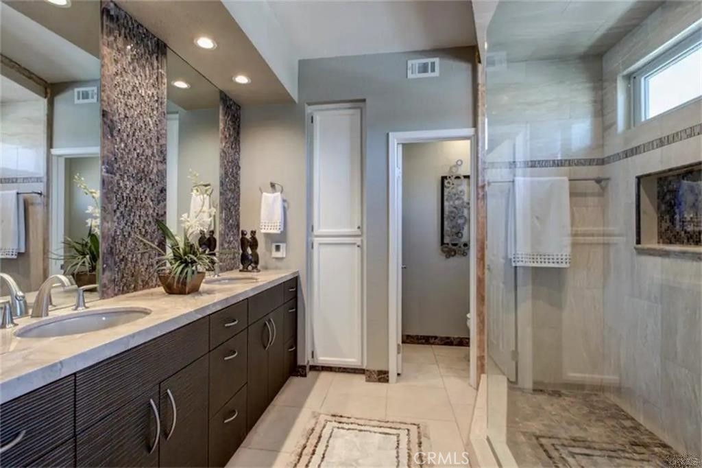 MLS #IV25146429 image #6