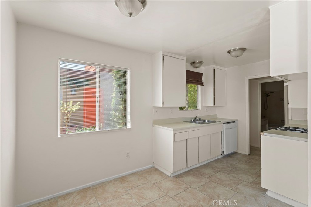 MLS #IV25172556 image #28