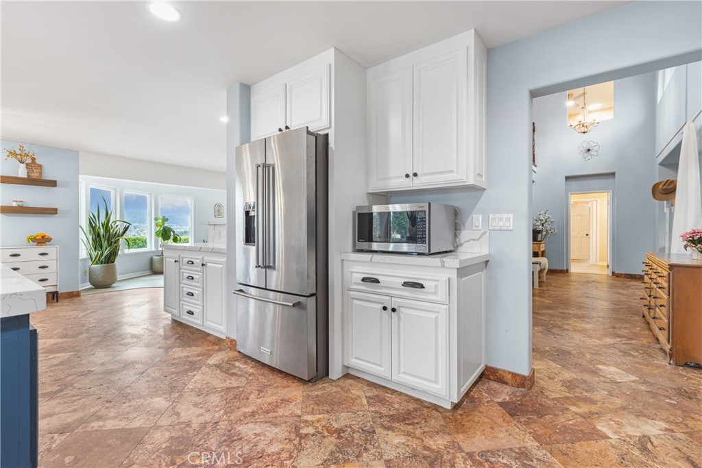 MLS #IV25182741 image #12