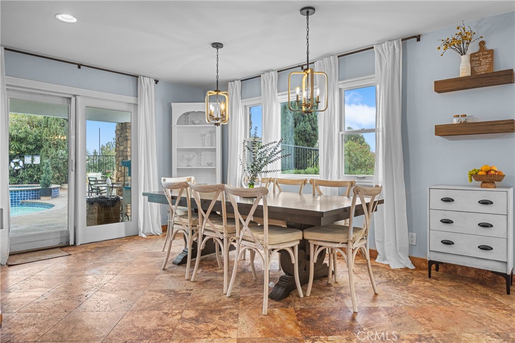 MLS #IV25182741 image #14