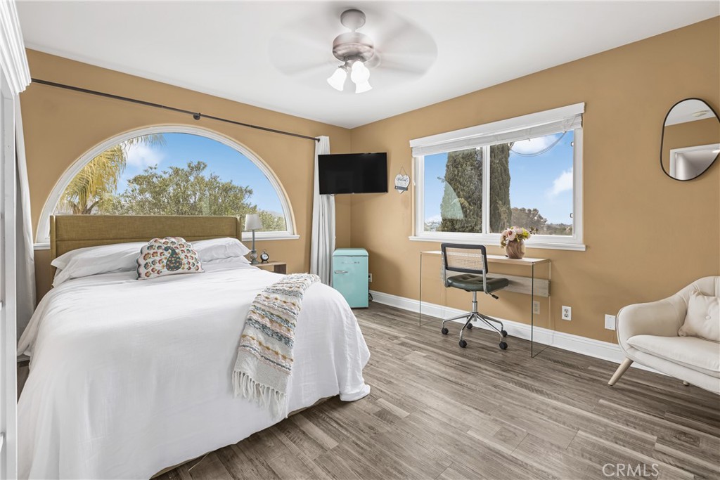 MLS #IV25182741 image #32