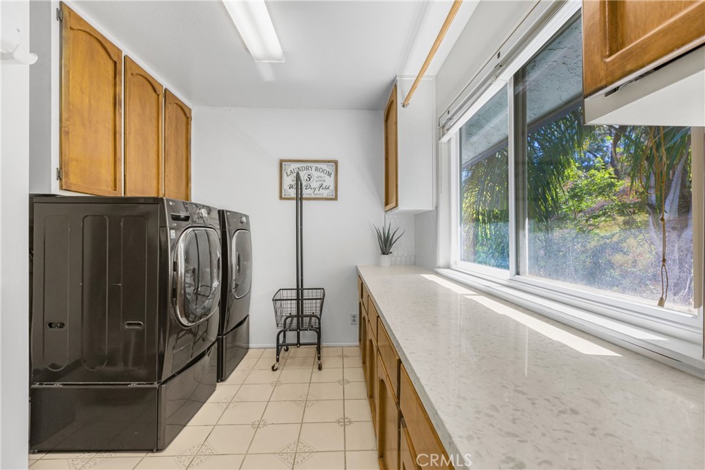 MLS #IV25182741 image #37