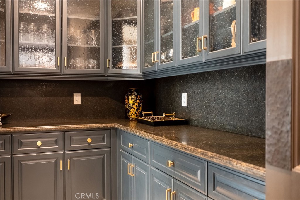 MLS #IV25260935 image #24