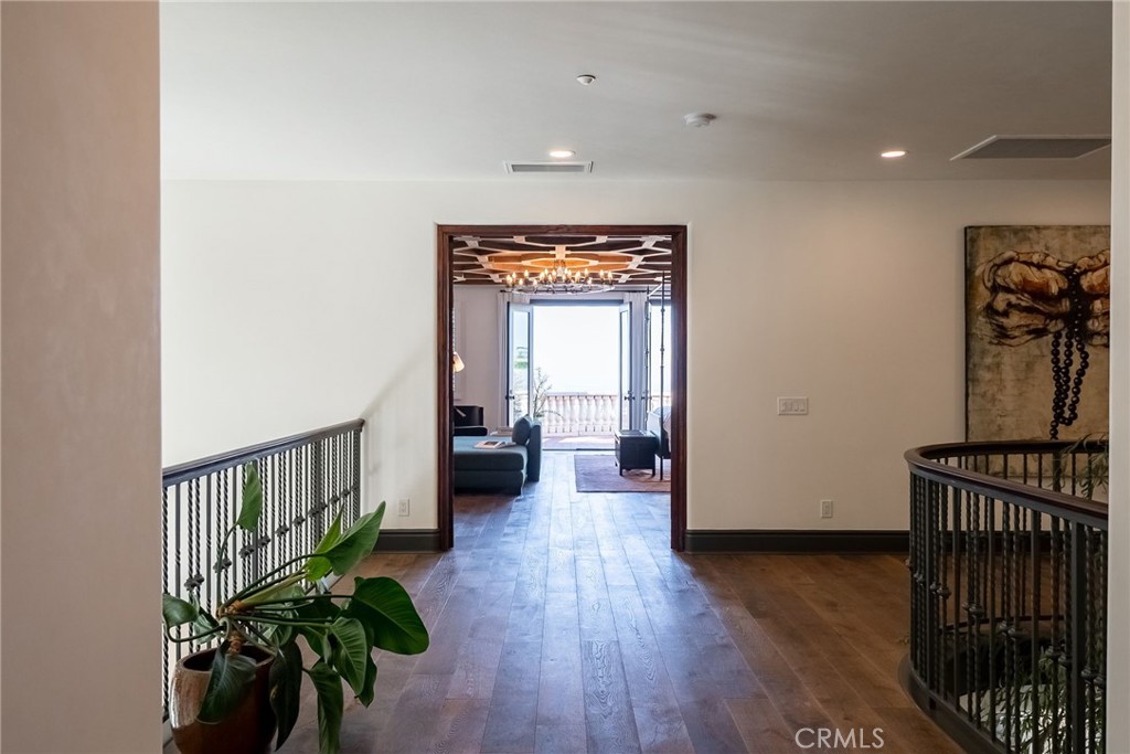 MLS #IV25260935 image #29