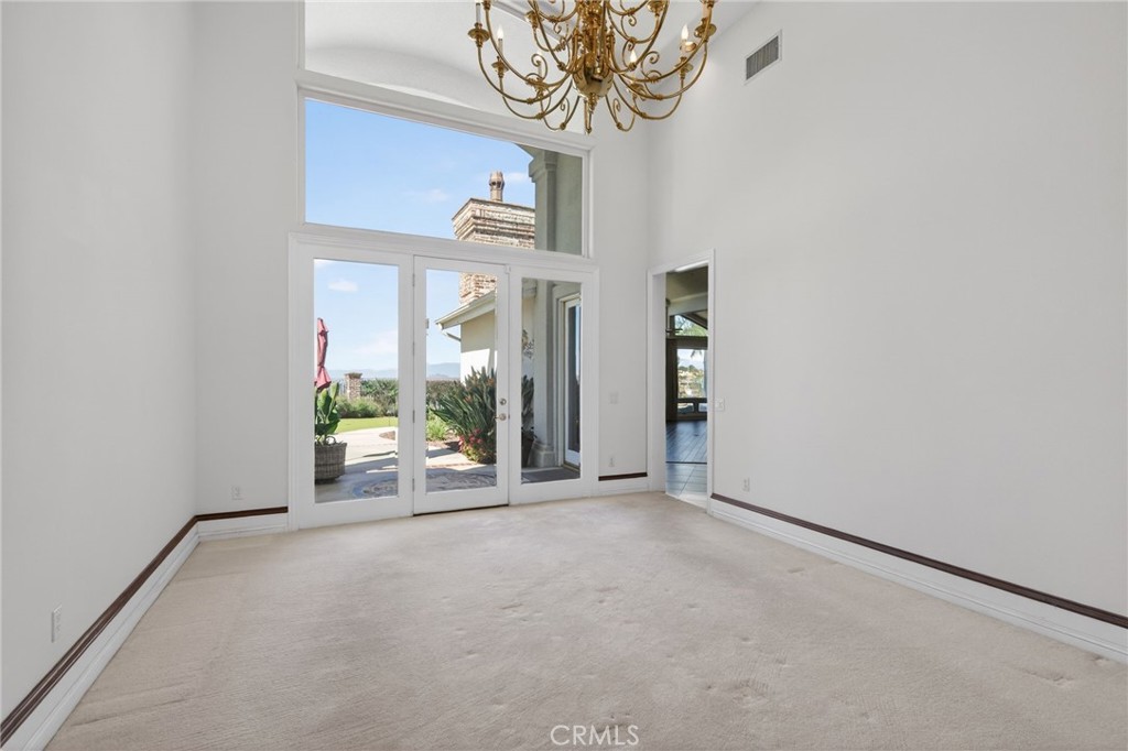 MLS #IV25275367 image #11