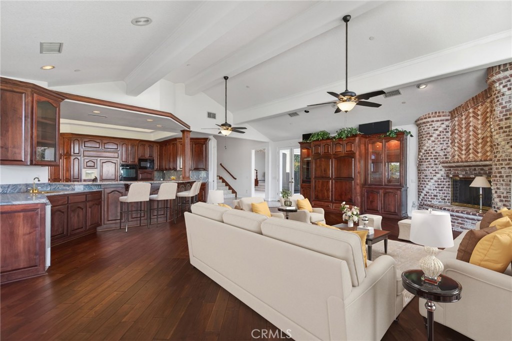 MLS #IV25275367 image #24