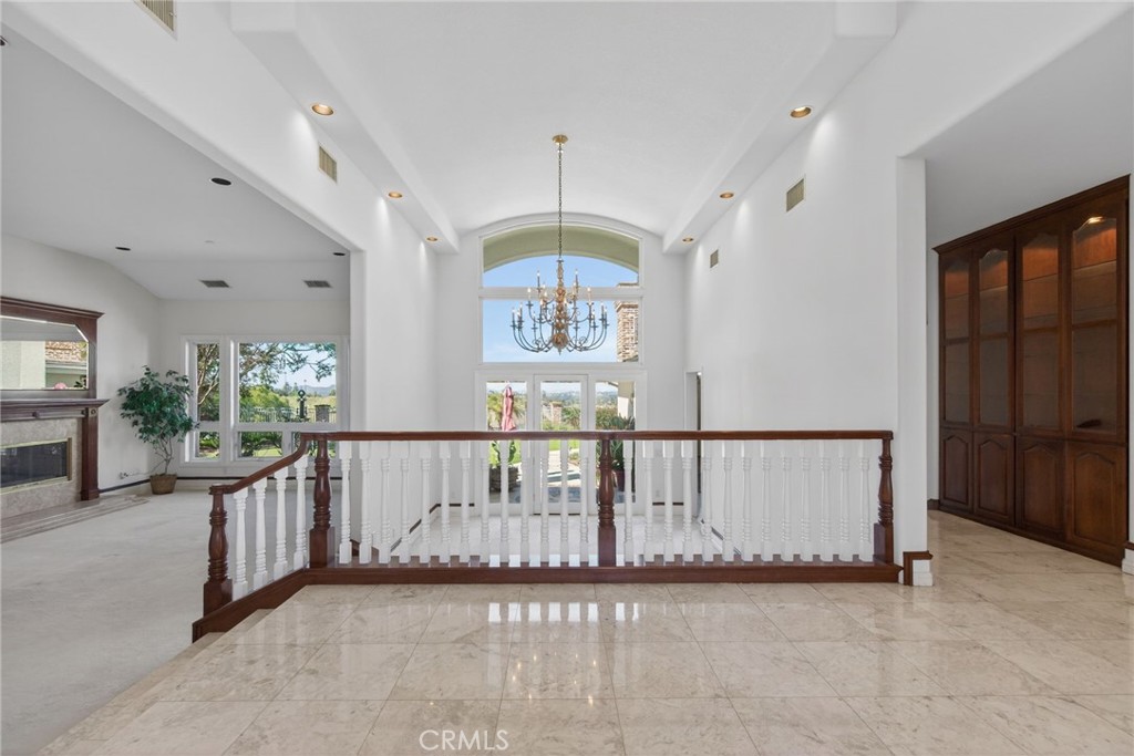 MLS #IV25275367 image #8