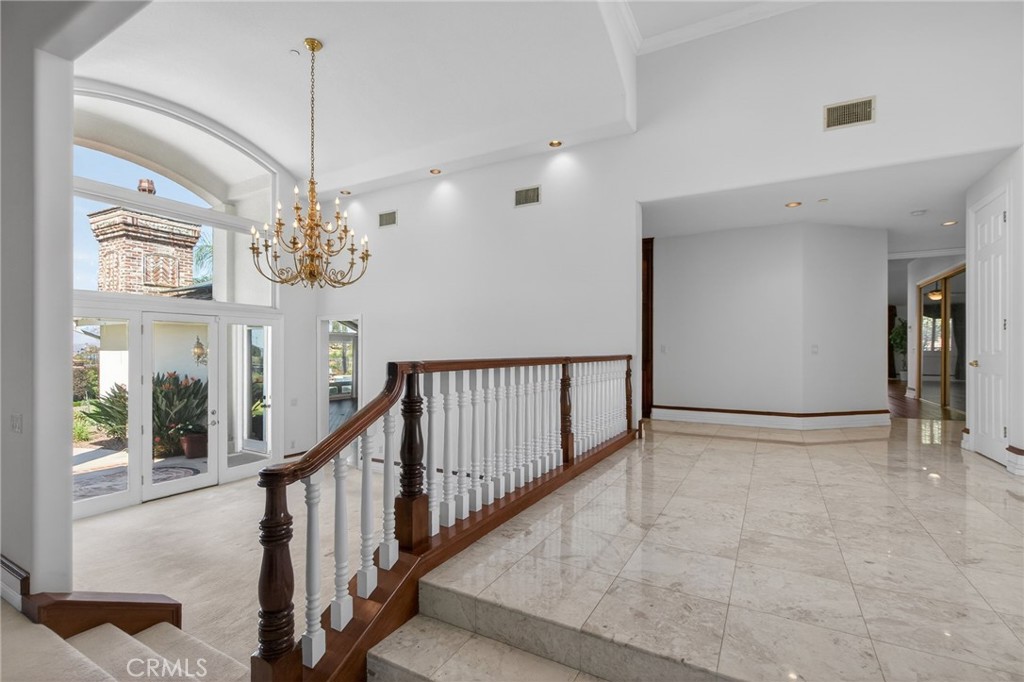 MLS #IV25275367 image #9