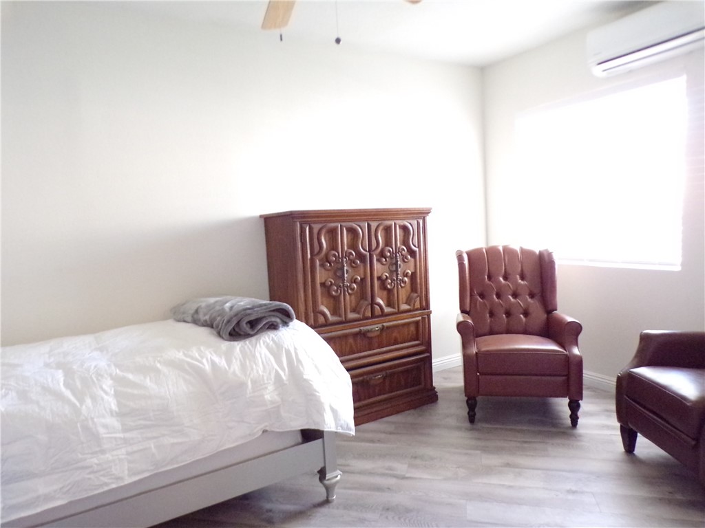 MLS #IV25225992 image #17