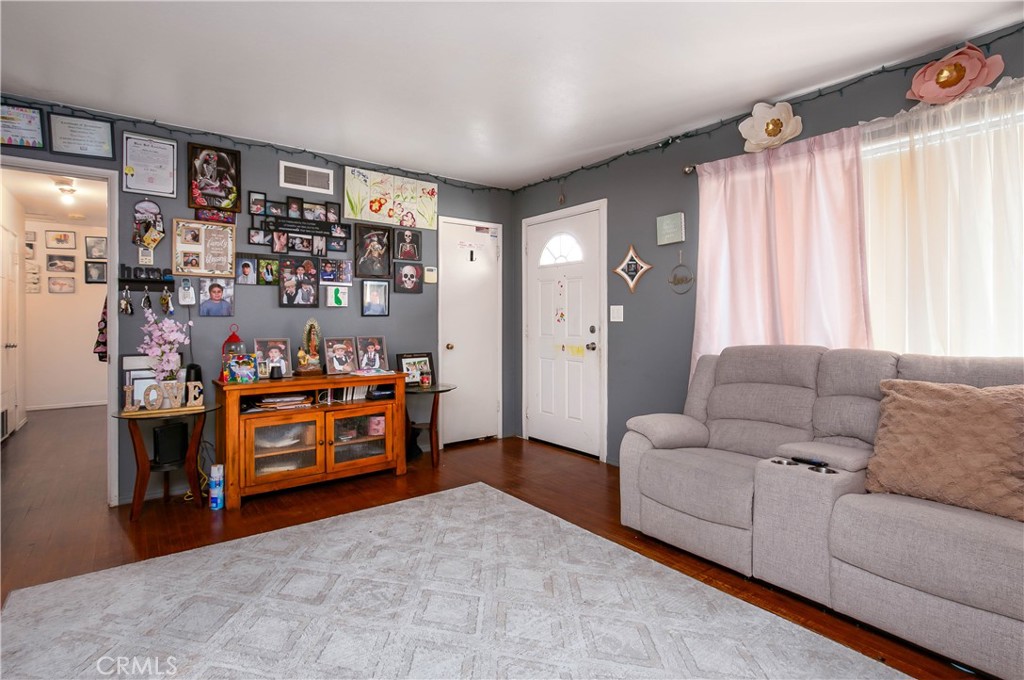 MLS #IV26057752 image #9