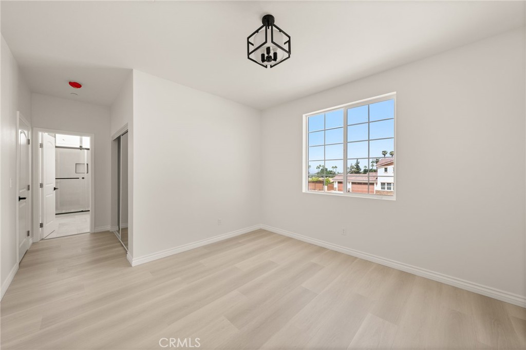 MLS #IV26071438 image #20