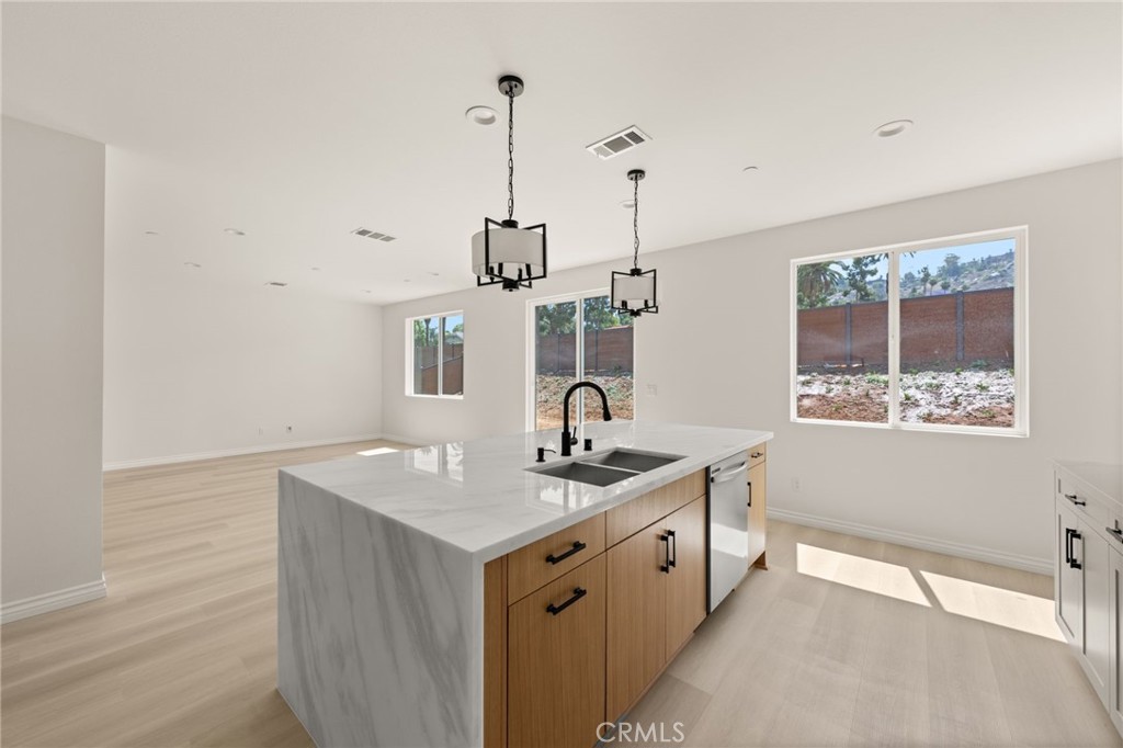 MLS #IV26071438 image #6