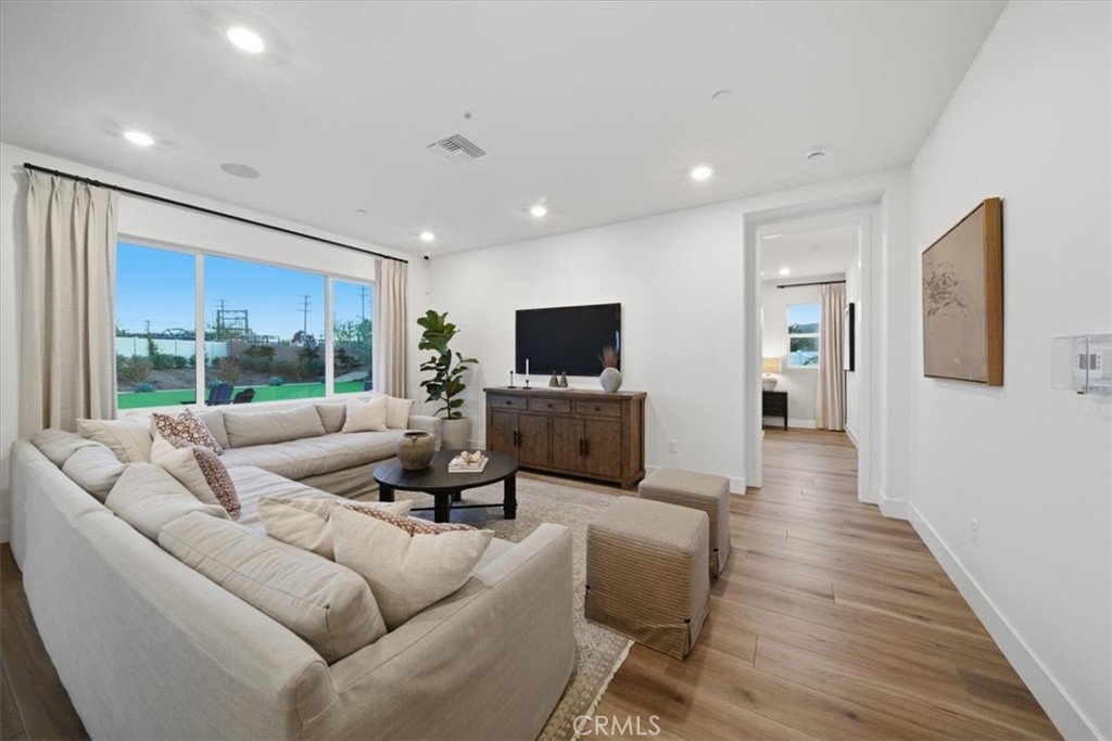 MLS #IV26071613 image #9