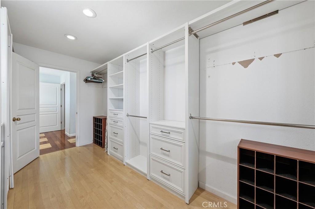 MLS #LC26055846 image #45